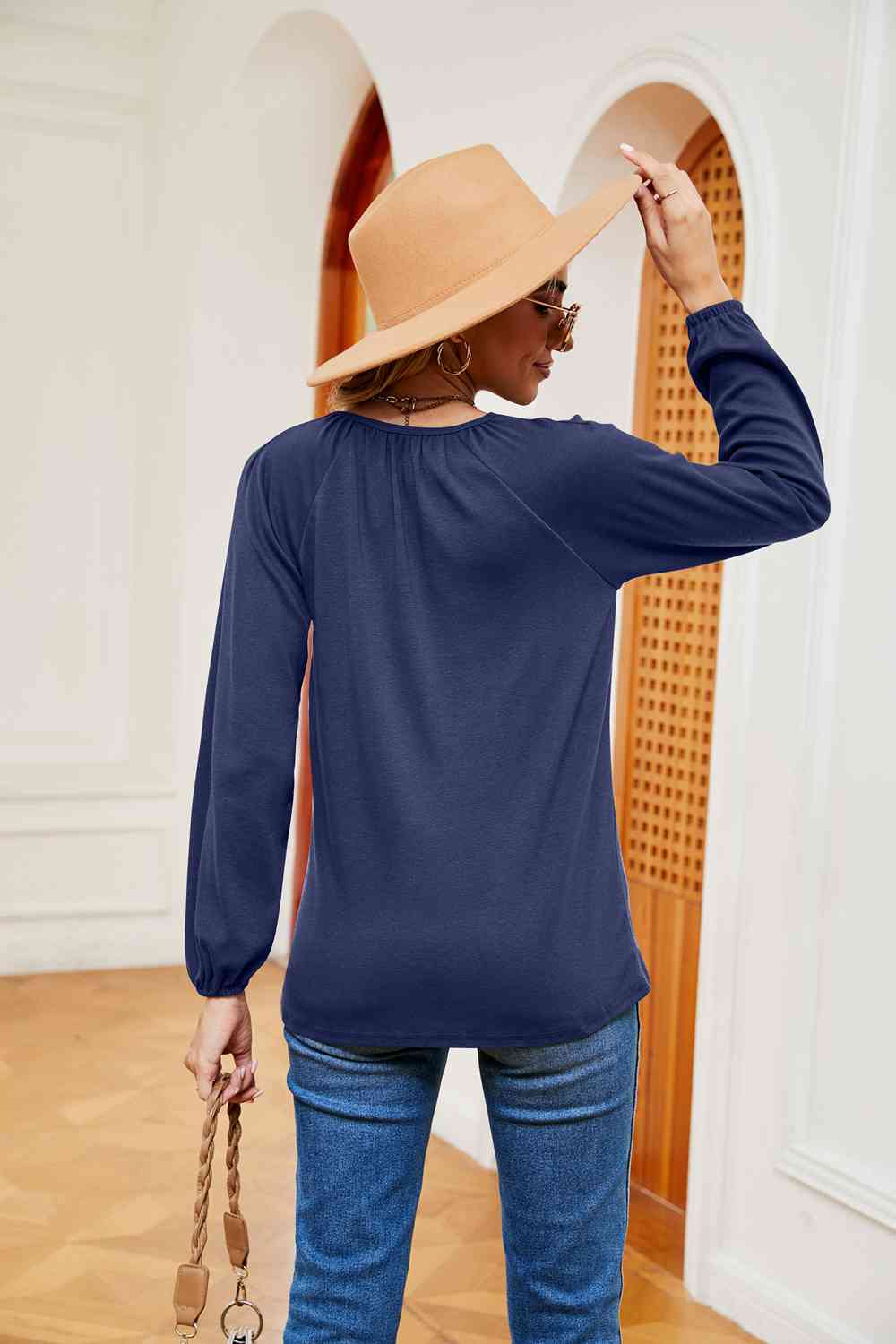 V-Neck Long Sleeve T-Shirt BLUE ZONE PLANET