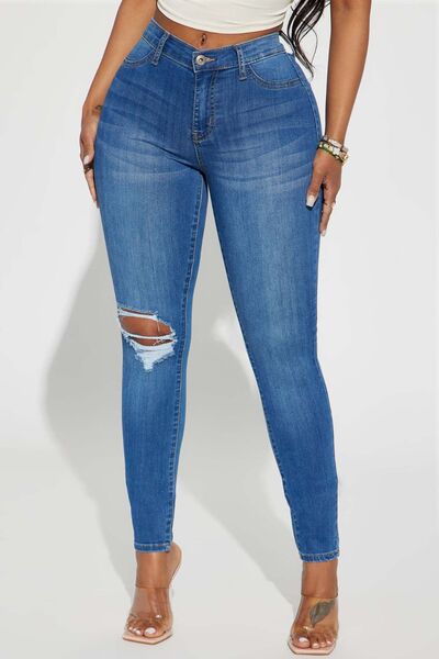 Distressed Buttoned Jeans with Pockets BLUE ZONE PLANET