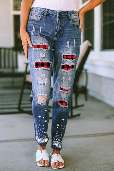 Plaid Snow Graphic Distressed Jeans BLUE ZONE PLANET