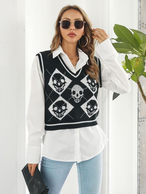 Skull Contrast V-Neck Sweater Vest BLUE ZONE PLANET