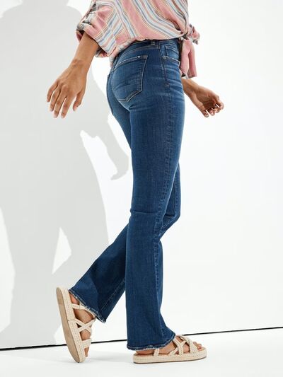 Buttoned Straight Jeans with Pockets BLUE ZONE PLANET