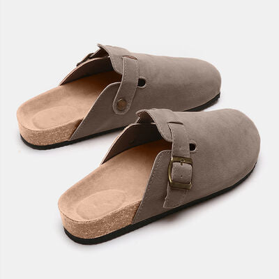 Suede Closed Toe Buckle Slide BLUE ZONE PLANET