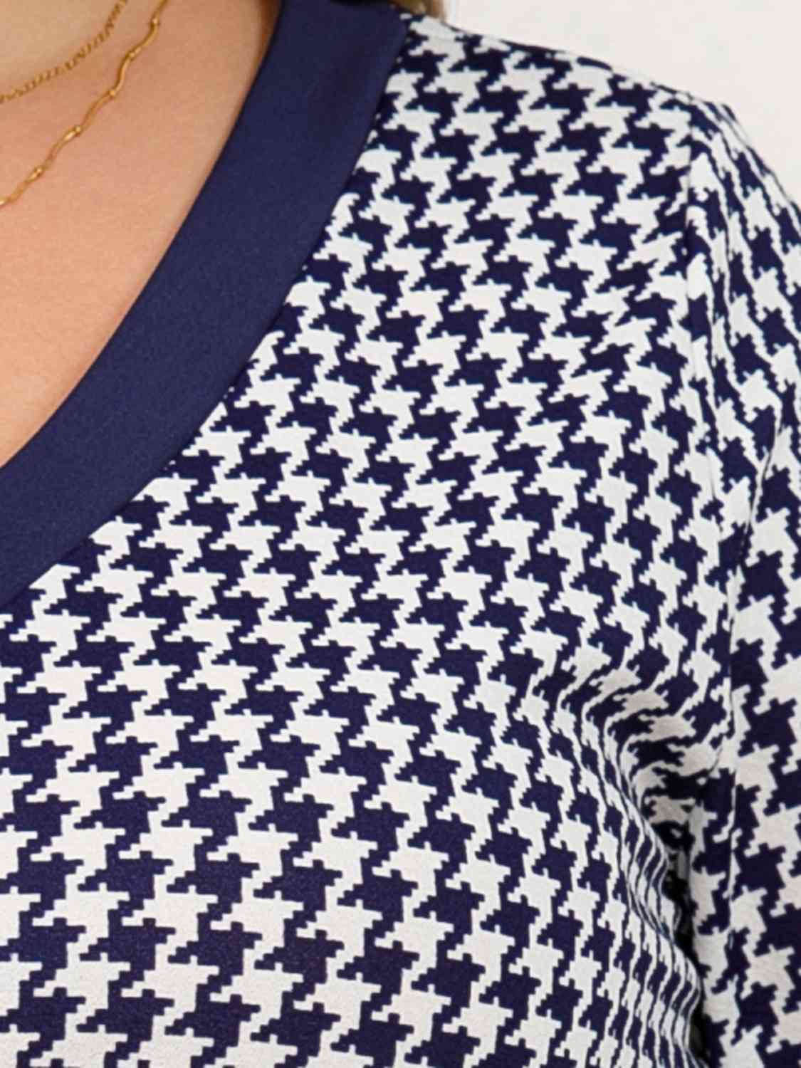 Plus Size Houndstooth V-Neck Long Sleeve Blouse BLUE ZONE PLANET