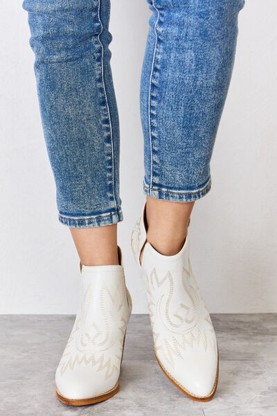Melody Ankle Embroidered Stitch Boots-SHOES-[Adult]-[Female]-White-6-2022 Online Blue Zone Planet