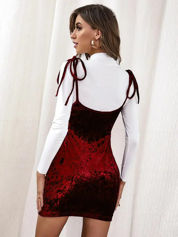 Blue Zone Planet | slit bow velvet spaghetti strap dress with hip-hugging skirt (excluding white inner top) BLUE ZONE PLANET