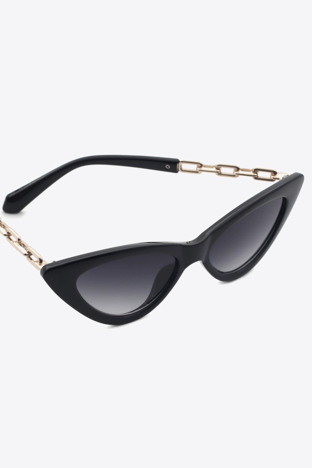 Chain Detail Cat-Eye Sunglasses BLUE ZONE PLANET