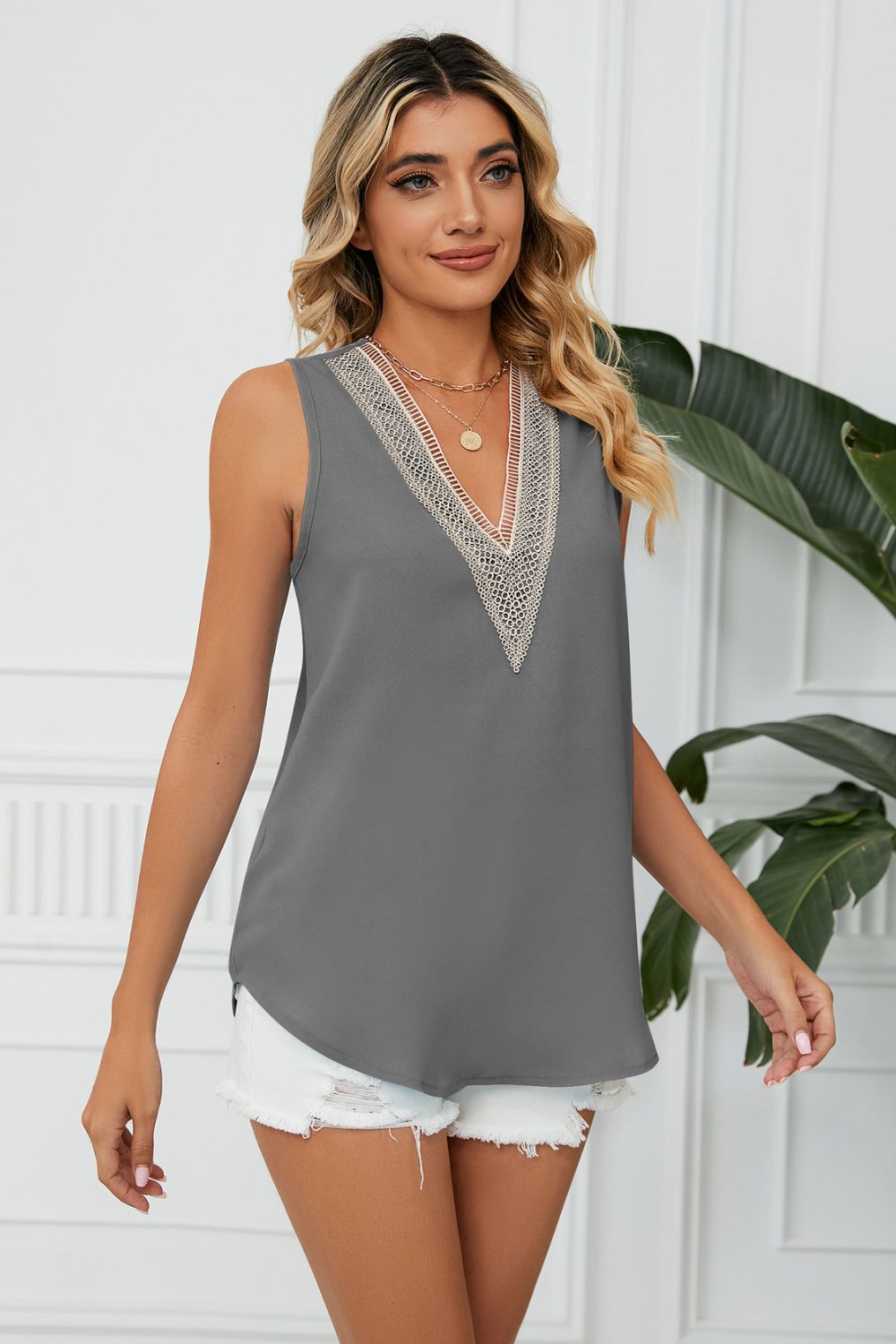 Contrast Trim Plunge Sleeveless Blouse BLUE ZONE PLANET