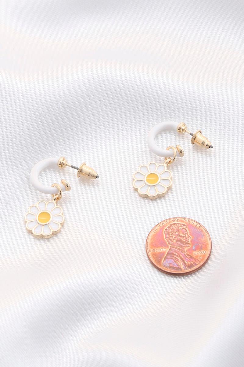 Daisy Charm Open Circle Earring Blue Zone Planet