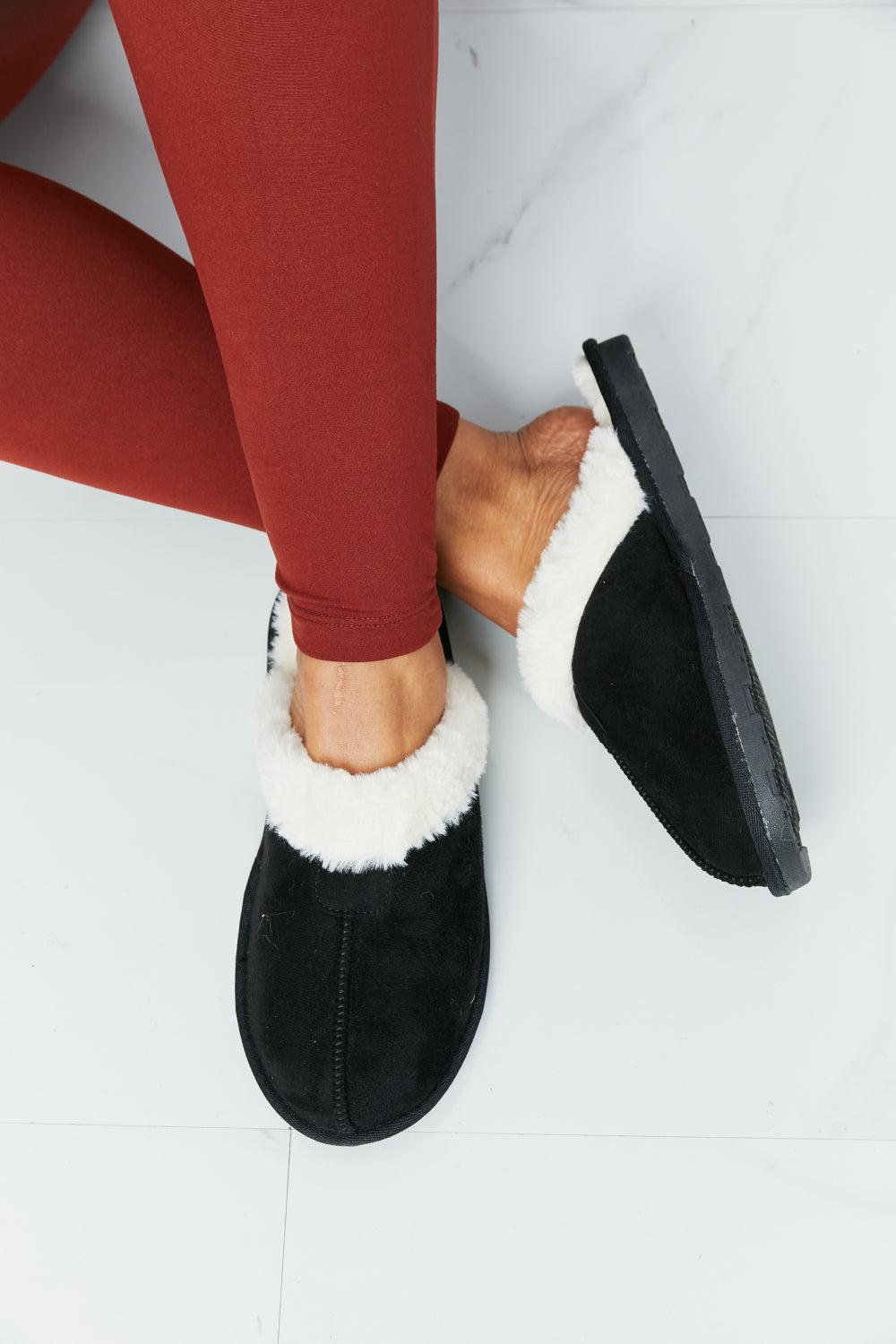 Forever Link Two-Tone Seam Detail Slippers in Black-SHOES-[Adult]-[Female]-2022 Online Blue Zone Planet