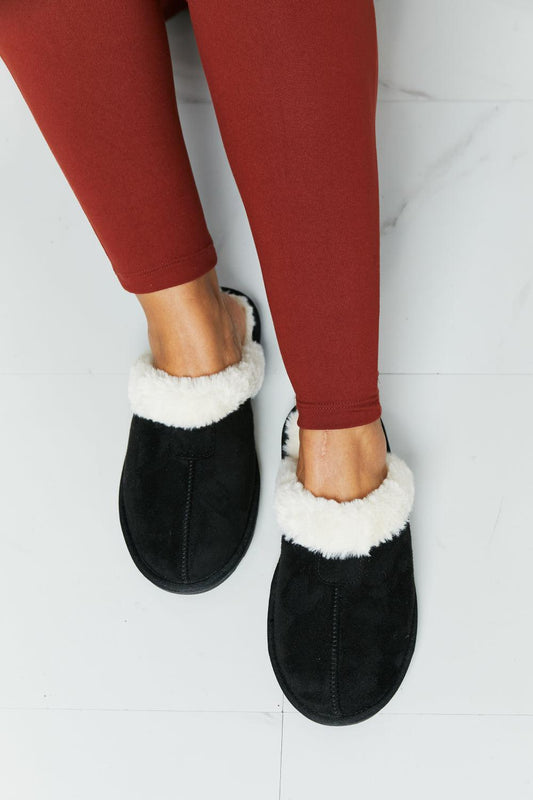 Forever Link Two-Tone Seam Detail Slippers in Black-SHOES-[Adult]-[Female]-Black-6-2022 Online Blue Zone Planet