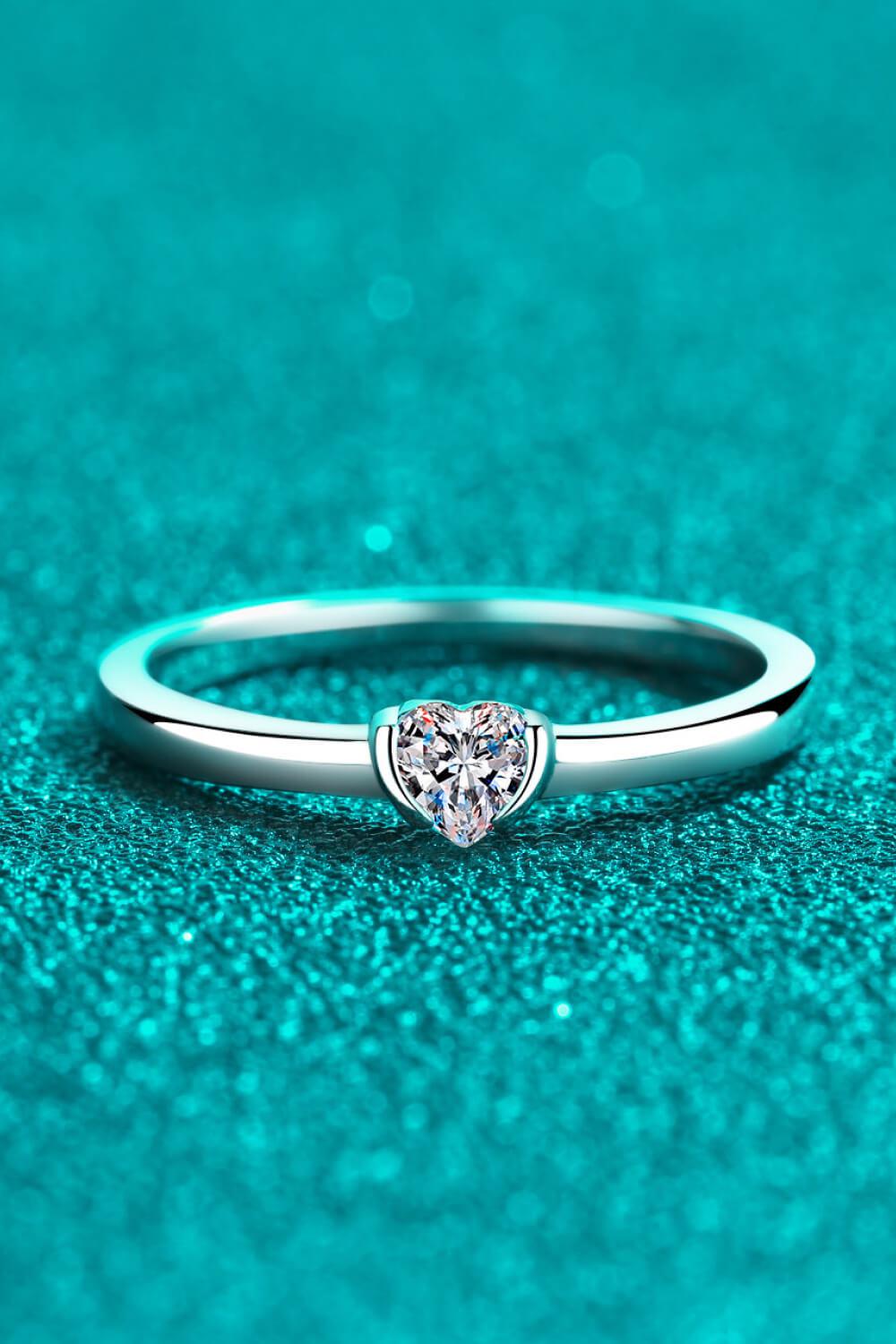 Heart-Shaped Moissanite Solitaire Ring BLUE ZONE PLANET