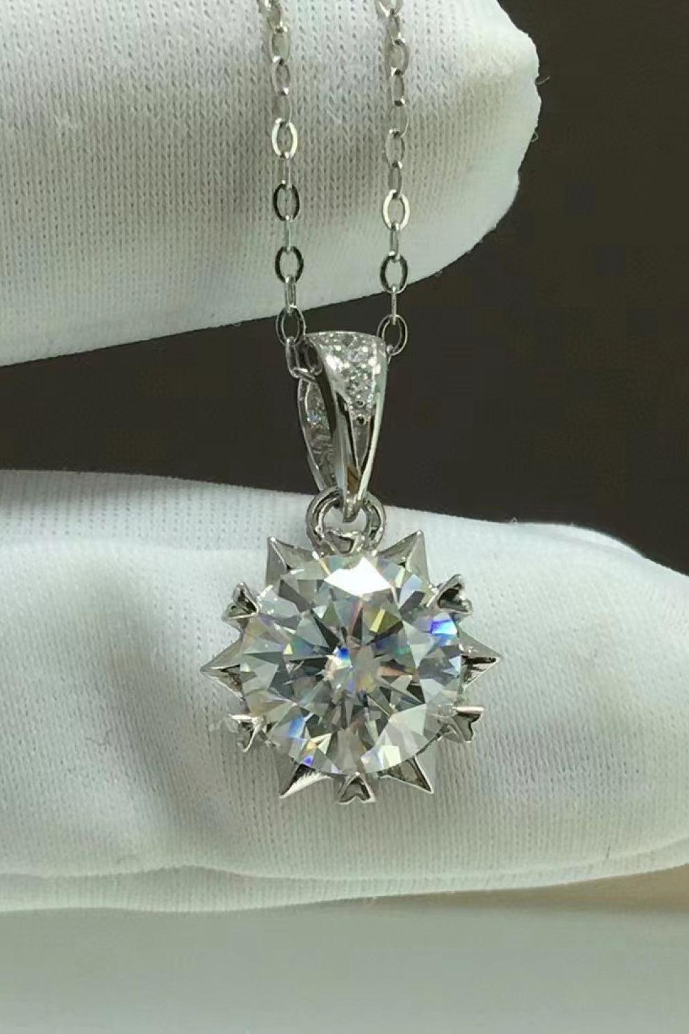 Looking At You 2 Carat Moissanite Pendant Necklace BLUE ZONE PLANET