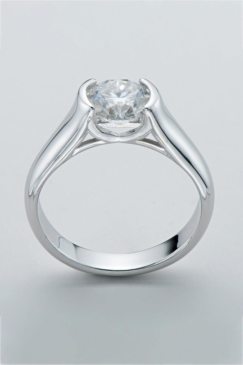 Looking Good 2 Carat Moissanite Platinum-Plated Ring BLUE ZONE PLANET