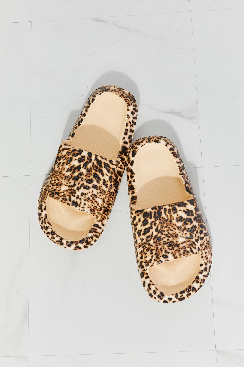 MMShoes Arms Around Me Open Toe Slide in Leopard BLUE ZONE PLANET