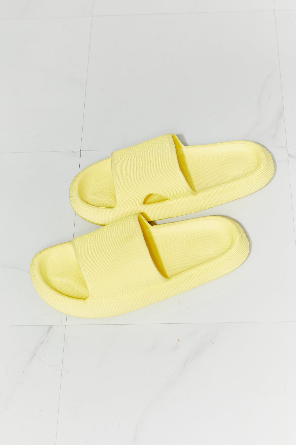 MMShoes Arms Around Me Open Toe Slide in Yellow BLUE ZONE PLANET