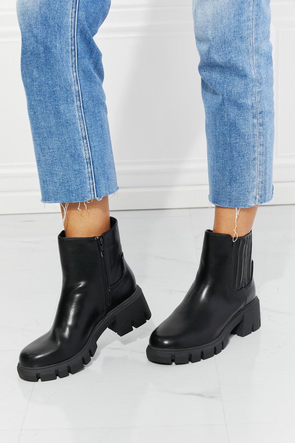 MMShoes What It Takes Lug Sole Chelsea Boots in Black BLUE ZONE PLANET