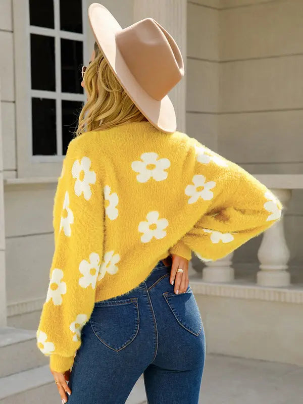 Short colorful sweater floral sweater BLUE ZONE PLANET