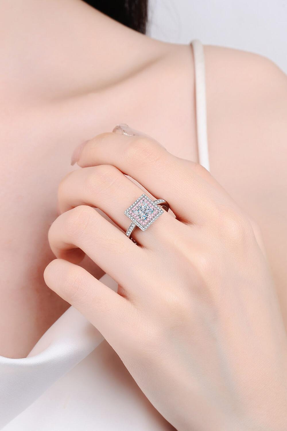 Stay Elegant 1 Carat Moissanite Ring BLUE ZONE PLANET