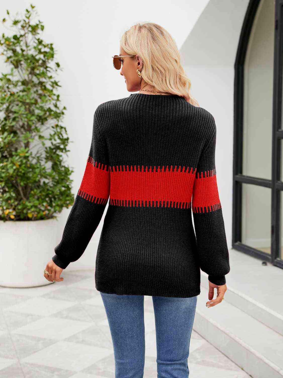 Contrast Round Neck Sweater BLUE ZONE PLANET