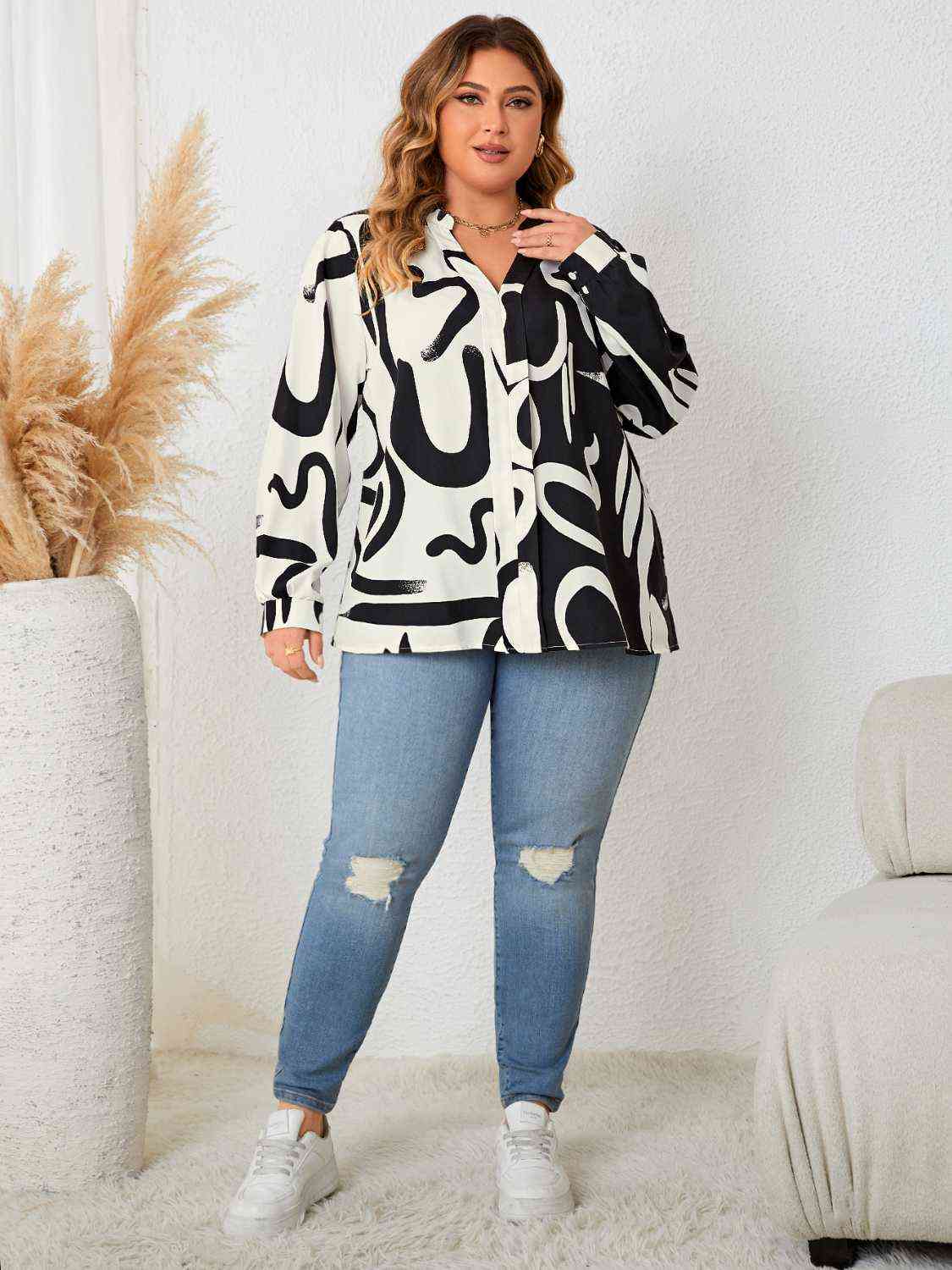 Plus Size V Neck Contrast Color Printed Shirt BLUE ZONE PLANET