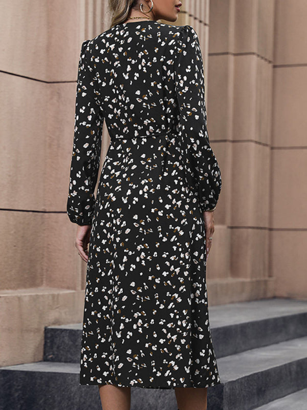 Blue Zone Planet |  V-neck waist black printed dress BLUE ZONE PLANET