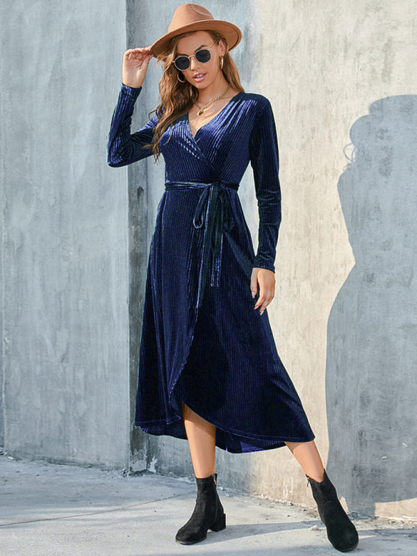 Slit strappy gold velvet mid-length dress kakaclo