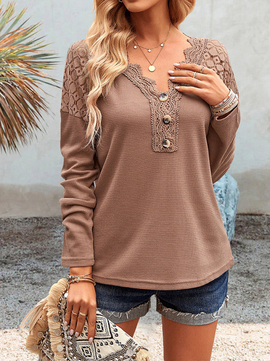 lace V-neck buttoned knit top BLUE ZONE PLANET